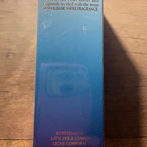 Shalimar Light Moisturizing Fresh Veil - Picture 2 of 4